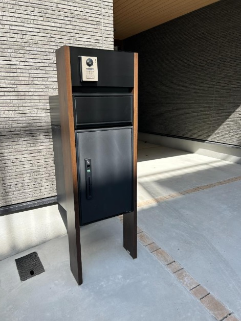 清水が丘１丁目　中古戸建のその他|宅配ボックス