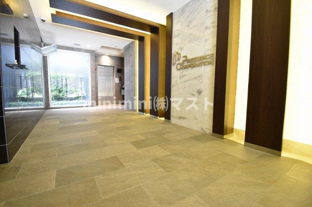 プレサンス梅田東クォーレのロビー
