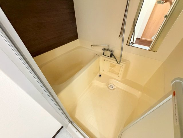 フェルザ西宮（旧ネオハイツ西宮）の浴室