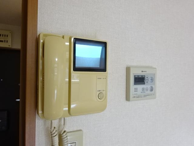 ヴィラ・クオーレⅡのセキュリティ|カメラ付インターホン