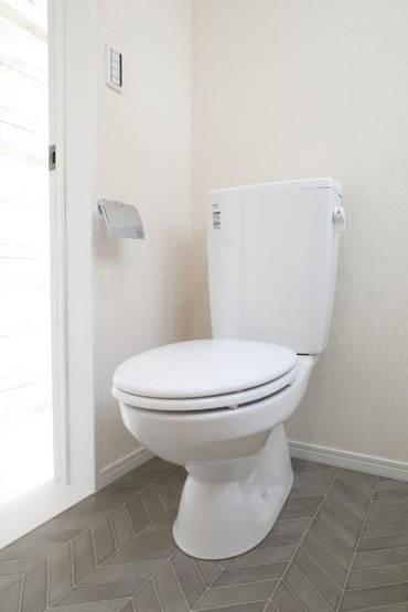 【トイレ】 | ビンカーサ | 落ち着いた色調のトイレです