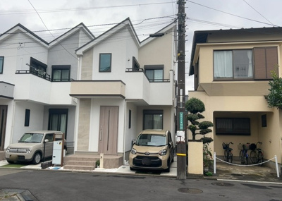 【バルコニー】 | ガルボシティー相模原市南区若松３丁目６期　№２ | バルコニーは、室外の専用スペースのうち、「屋根がなく開放された空間」であるものを指します。ベランダより広いタイプのものが多く、日当たりもよいため家庭菜園などを楽しみたい人にとって適した環境となります。