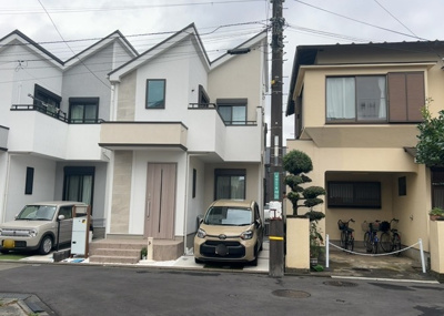 【駐車場】 | ガルボシティー相模原市南区若松３丁目６期　№２ | 車一台あたりに必要なスペースは、標準サイズの普通自動車で横幅2m50cm、長さ5mは必要になります。ただし、乗降のことも考慮して横幅3m30cm、長さ5m50cmほどは確保できるところを選びましょう。
