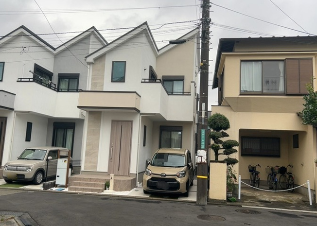 【玄関】 | ガルボシティー相模原市南区若松３丁目６期　№２ | 玄関は家の顔と言っても過言ではありません。現地を見学する際は玄関の広さや全体のバランスなどを見てみるといいでしょう。一般的なアプローチのしやすさだけではなく、お年寄りにも優しい設計のものだと安心です。