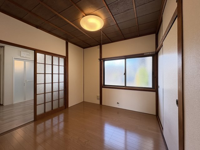 東古松戸建の洋室
