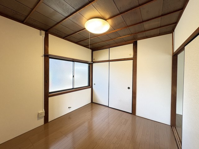 東古松戸建の洋室