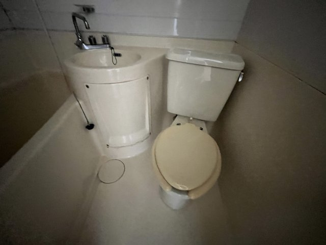 渡辺ビルの洗面所