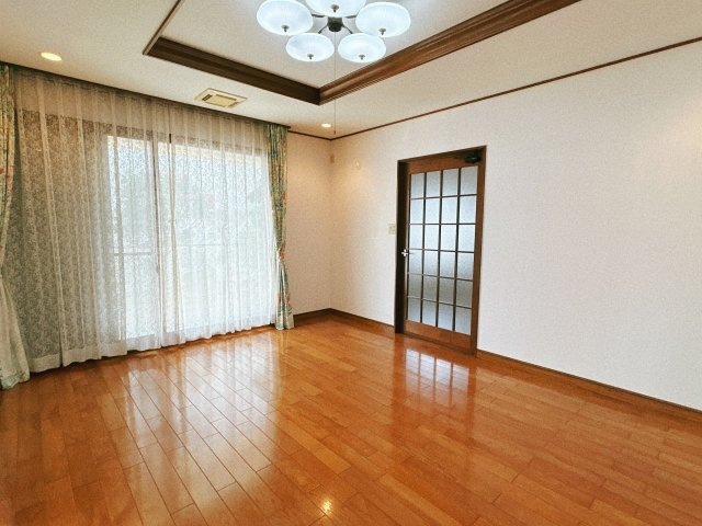 中古戸建　郡山市富久山町福原字沼下　明健小・明健中の居間・リビング