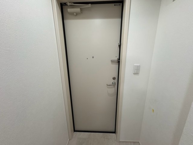 フジパレス近鉄長瀬の玄関
