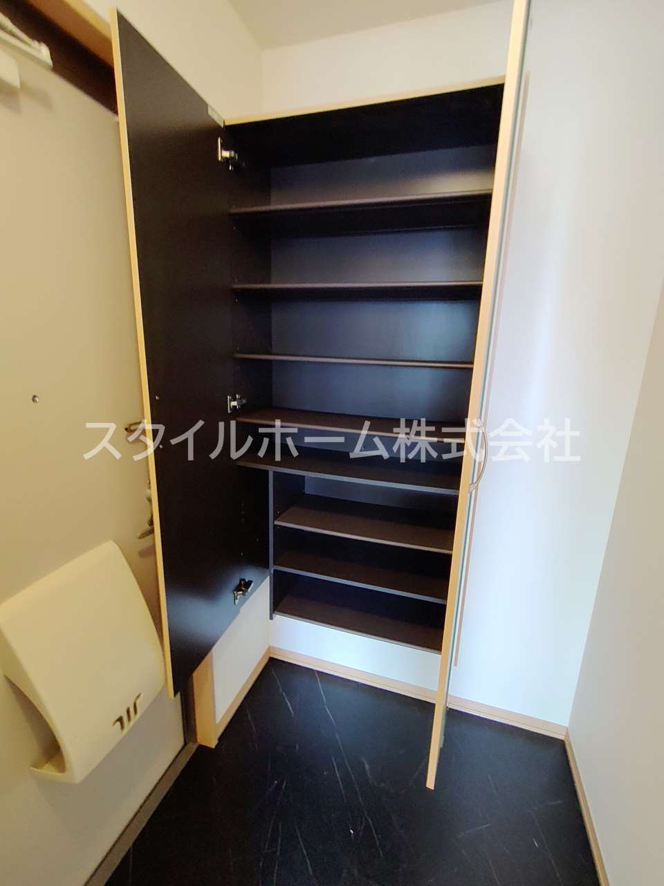 ルーチェ　みよしの収納|別部屋写真です。