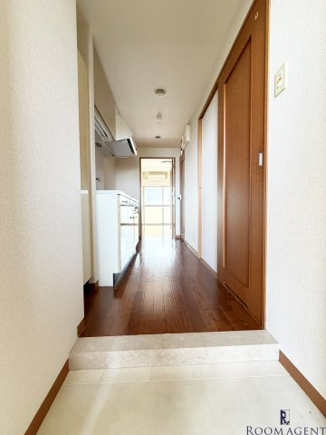 アールズタワー池下西の玄関