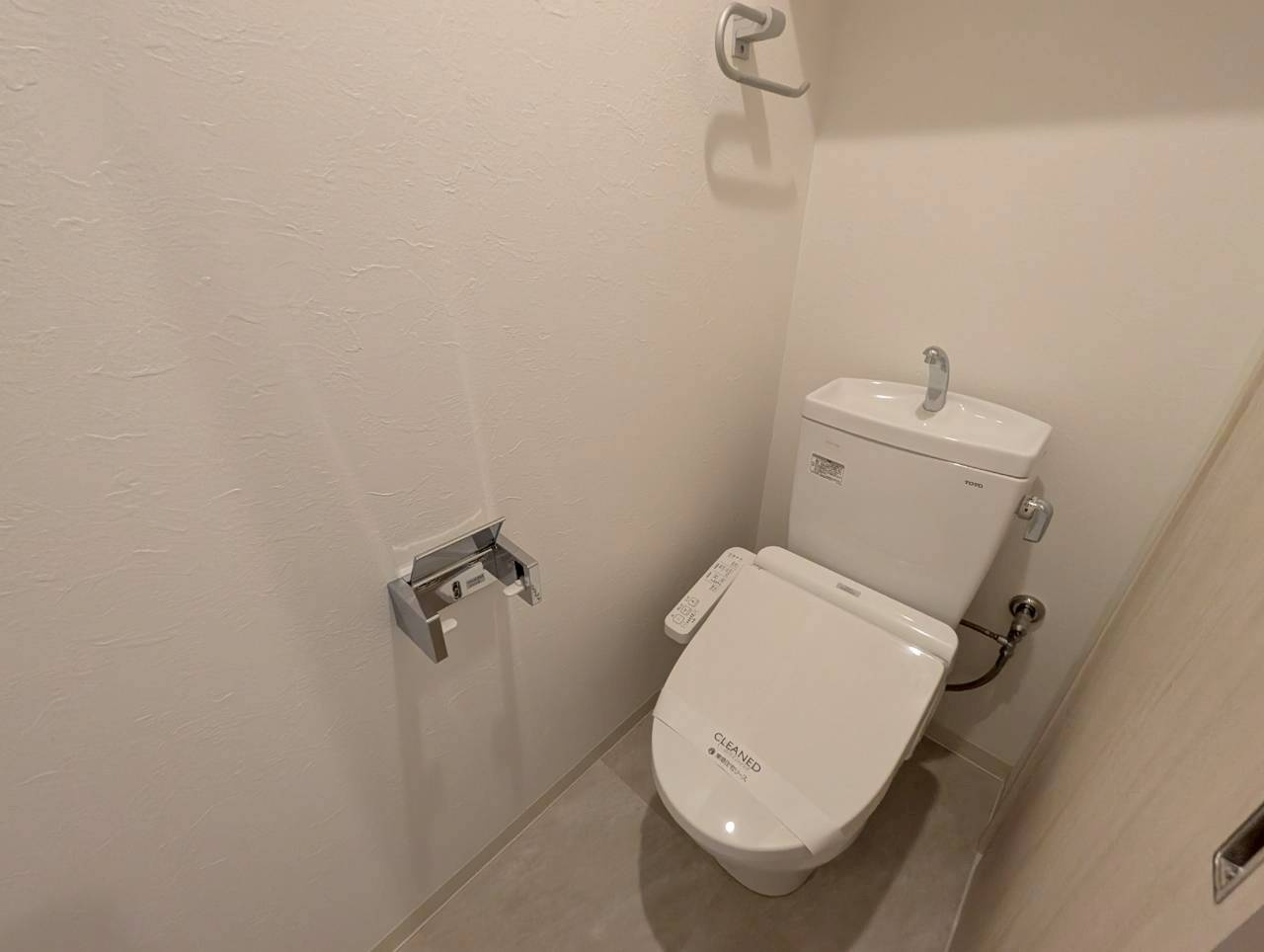 豊中市岡上の町２丁目の賃貸マンションのトイレ