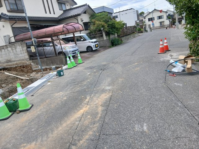 リーブルガーデン．Ｓ　深谷見晴町第１　の前面道路含む現地写真|現地前面道路（2026年06月26日）撮影