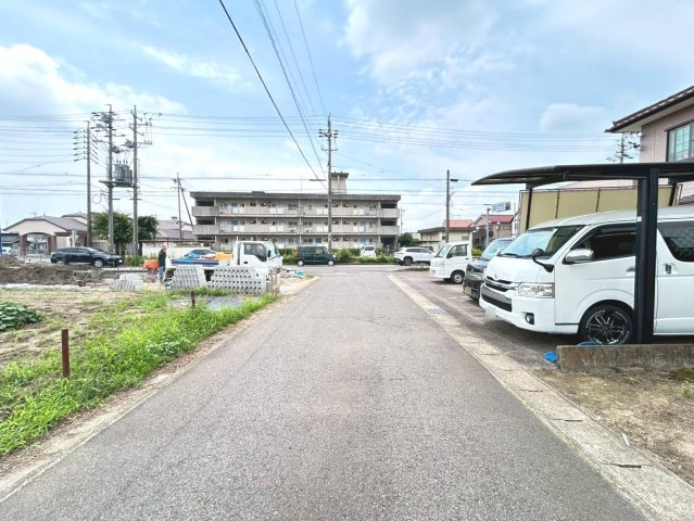 グラファーレ　丹羽郡扶桑町柏森　全1区画分譲の前面道路含む現地写真|「現地（2026年6月30日）撮影」　
■前面道路　
■ヤマダ不動産　株式会社リライフ