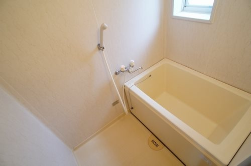 サンエクスピアハイツの浴室