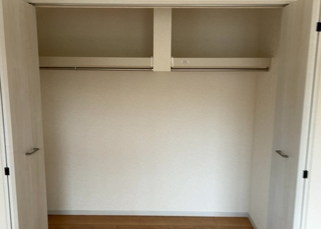 【収納】 | 全居室収納に加えて豊富な収納スペースを備えた間取り設計です。服や季節物の家電、趣味の道具などをまとめて収納可能。室内を広々と使え、住まい全体をいつでも美しくすっきりとした状態に保つことができます。