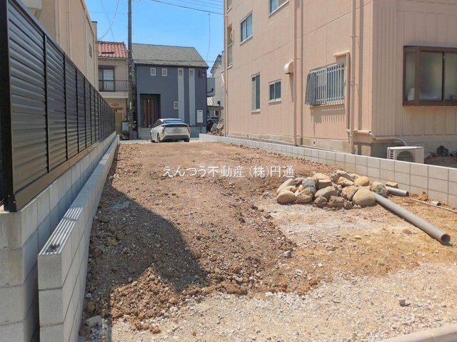 メルディア西ノ割町の庭