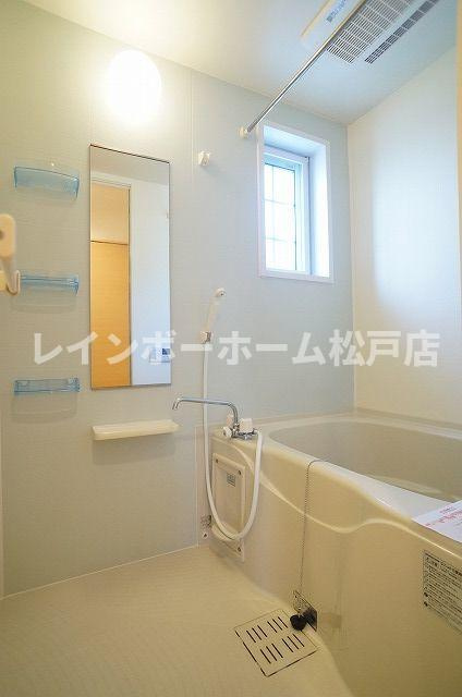 【非対面対応】接客・申込・契約オンライン！LINE×相談可！の浴室|コンパクトで使いやすいお風呂です