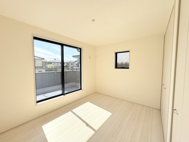 【洋室】 | 深谷市見晴町第1   LiveleGarden.s　新築戸建　全1棟　1号棟