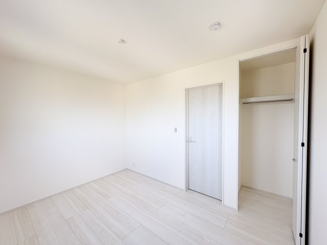 【洋室】 | 深谷市見晴町第1   LiveleGarden.s　新築戸建　全1棟　1号棟