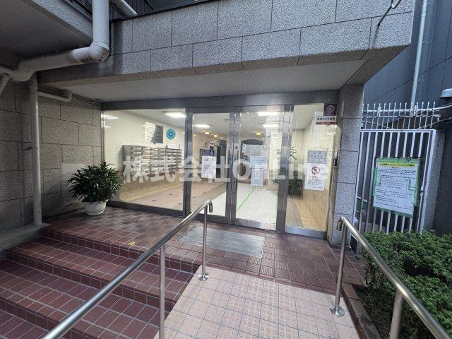 日本橋グリーンハイツのエントランス
