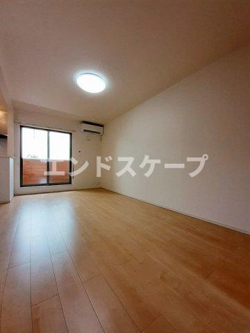 トーサムポロⅠの居間・リビング|高崎、前橋のお部屋探しはエンドスケープまで！お客様の理想お聞かせ下さい♪
