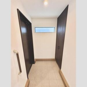 柏井町1丁目戸建の玄関