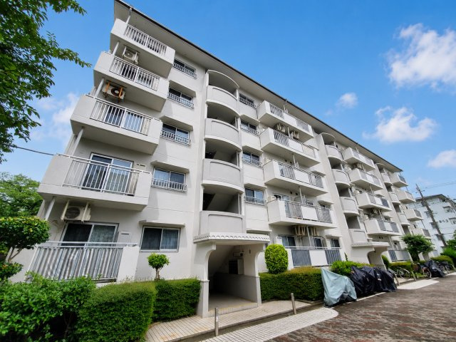 三郷早稲田団地7-29-3号棟