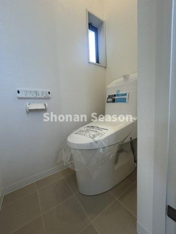 【現地画像あり】海老名市上今泉5丁目　中古戸建　53.62坪のトイレ