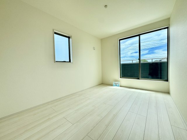 船橋市上山町2丁目【船橋法典第30・4期】の洋室|建築施工例