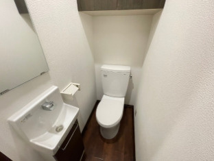 名古屋市千種区池上町２丁目の中古マンションのトイレ