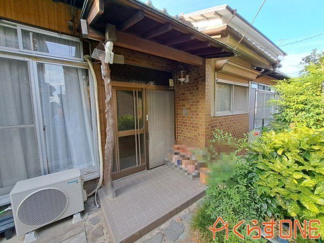 【玄関】 | 駅チカで落ち着いた住環境の中古戸建／姫路市相野