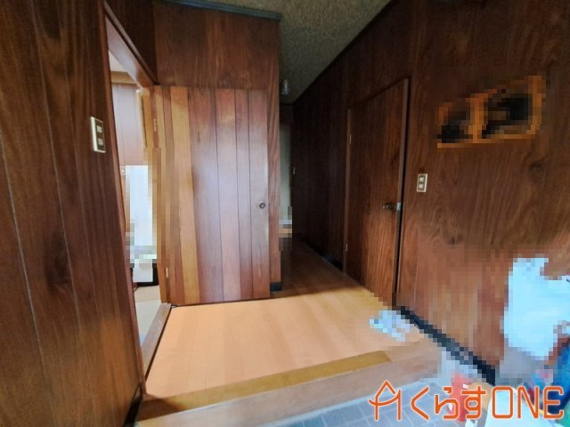 【玄関】 | 駅チカで落ち着いた住環境の中古戸建／姫路市相野