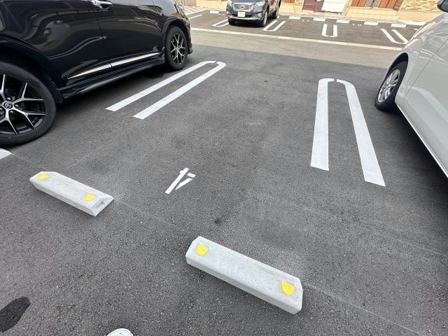 アイビー・ロードⅠの駐車場