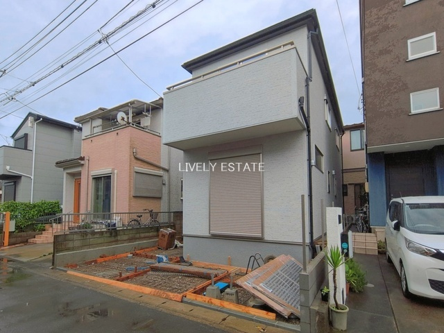 越谷市大沢 新築分譲住宅の外観