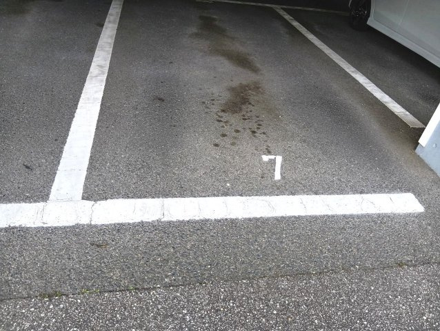 中山ハイツの駐車場|駐車場があるので、車を買う予定の方も安心です