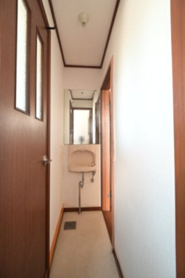 【設備】 | 平川市高木原田・6LDK中古住宅・シッター車庫付き | 手洗い