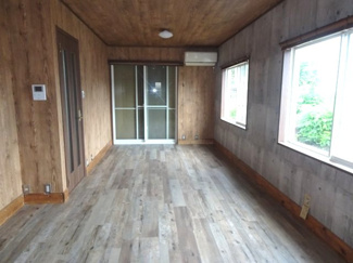 【居間・リビング】 | 川西市滝山町18の10　中古ー戸建て