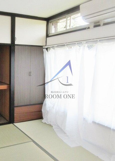 プラムハウスの居間・リビング|洋室のお部屋です。