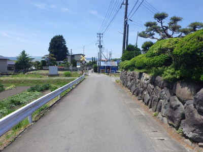 【前面道路含む現地写真】 | 大館市池内字池内・中古住宅
