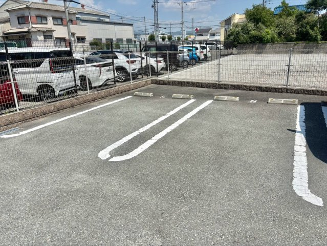 サニーハートⅡの駐車場