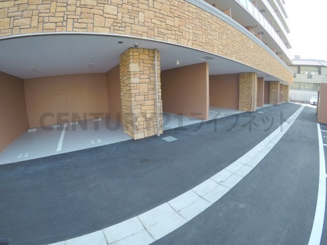 【駐車場】 | グランカーサ新大阪サウス
