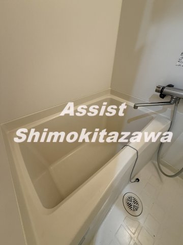 メゾンルミノーザの浴室