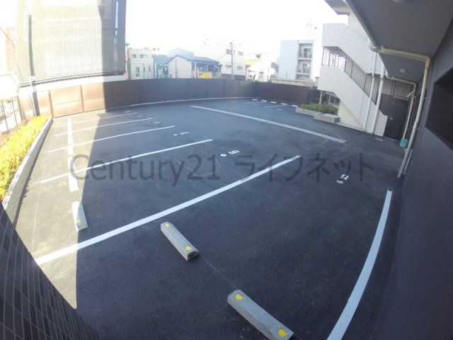 【駐車場】 | エスライズ新大阪フロント