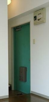 カーサ・ダルテの玄関