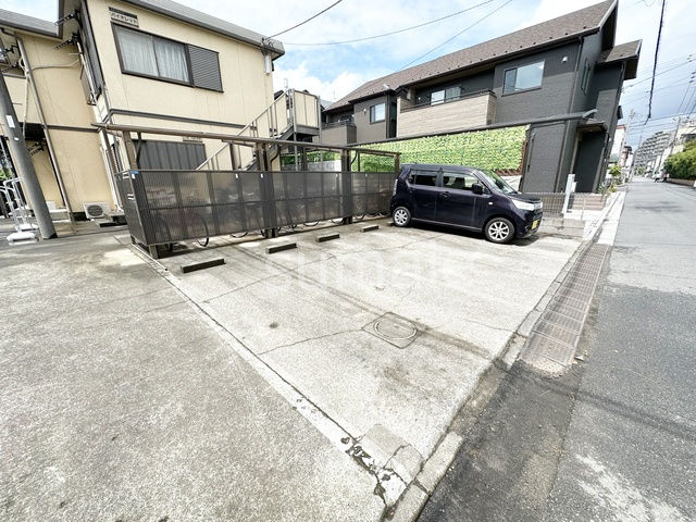 シティハイムジュネスの駐車場|駐車場