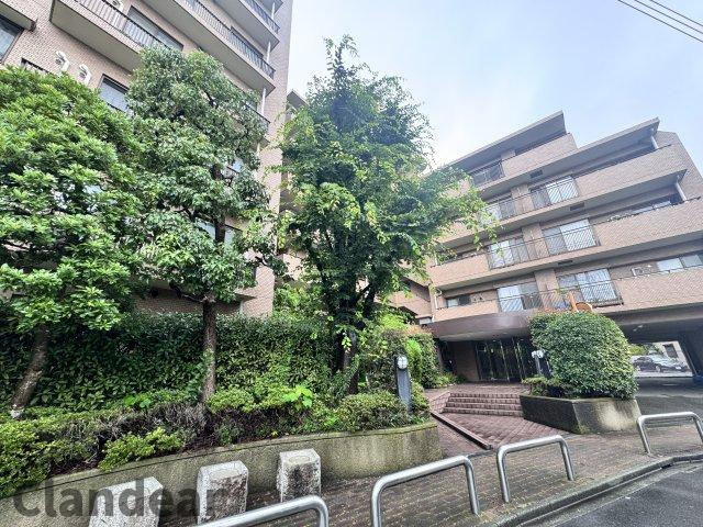 竹の塚パークホームズの外観|ドキドキの新生活も、安心してスタート。ぴったりの住まいを見つけませんか？クランディアが一緒に住まい選びをサポートします‼　まずは、お気軽にお問合せください　＃クランディア