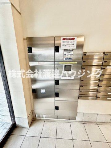 フレール緑地公園のその他共用部分|宅配BOX付いてます