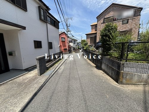 【前面道路含む現地写真】 | 厚木市恩名３丁目　中古一戸建て | 厚木市恩名３丁目　中古一戸建て