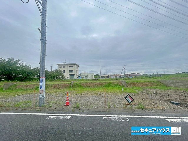 【同施工物件ご案内可能】刈谷市泉田町北中浜　全4棟の前面道路含む現地写真|事前予約にて現地ご見学いただけます！お気軽にお問い合わせください♪
■株式会社　セキュアハウス■
住宅ローンに強く、知識、経験豊富なスタッフ在籍
お客様に寄り添い、ご成約後もサポート致します。　　　　
